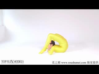 ruslana contortion in yellow